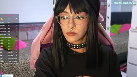 Snapshot of kikilepetite chatting on 04/06/26, 09:38 kiki online show from 04/06/26, 09:38