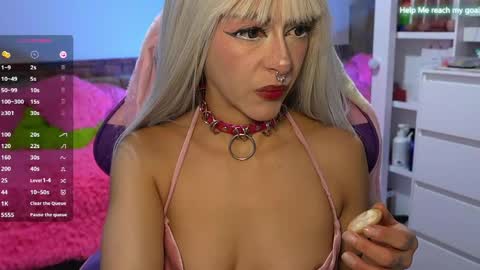 kiki online show from 05/21/26, 09:22