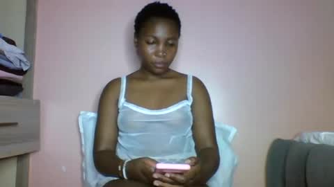 Snapshot of kikimocha chatting on 06/19/26, 06:56 kikimocha online show from 06/19/26, 06:56