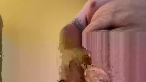 Snapshot of kikitupapi1993 chatting on 11/08/25, 06:18 kikitupapi1993 online show from 11/08/25, 06:18