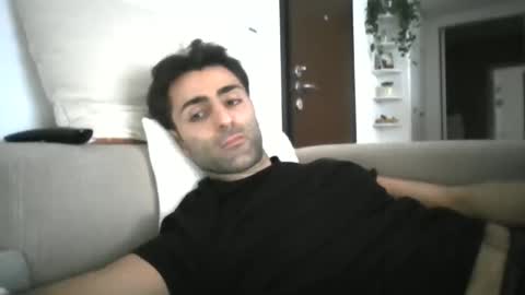 Snapshot of kikkus01 chatting on 03/11/25, 02:40 kikkus01 online show from 03/11/25, 02:40