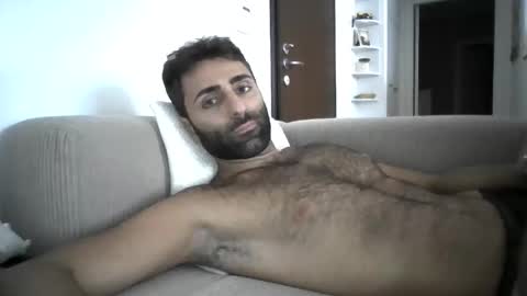 Snapshot of kikkus01 chatting on 09/10/25, 02:50 kikkus01 online show from 09/10/25, 02:50