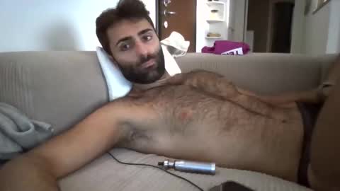 Snapshot of kikkus01 chatting on 09/19/25, 07:54 kikkus01 online show from 09/19/25, 07:54