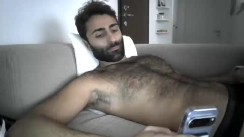 Snapshot of kikkus01 chatting on 09/25/25, 09:35 kikkus01 online show from 09/25/25, 09:35