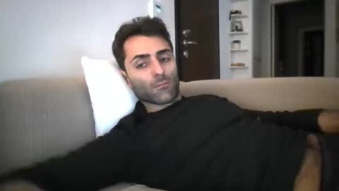 Snapshot of kikkus01 chatting on 11/20/25, 03:01 kikkus01 online show from 11/20/25, 03:01