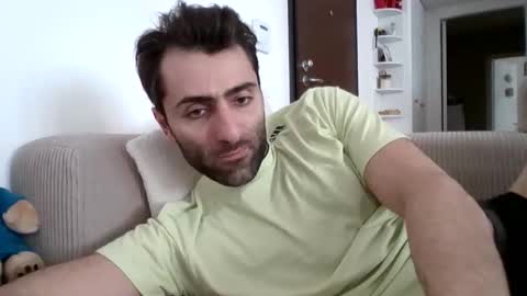 Snapshot of kikkus01 chatting on 02/26/26, 01:21 kikkus01 online show from 02/26/26, 01:21