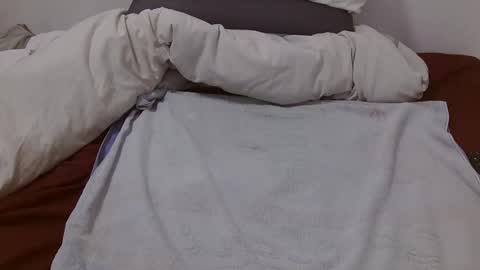 Snapshot of kiko83c chatting on 01/16/25, 08:11 New accound cavilacion online show from 01/16/25, 08:11