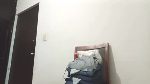 Snapshot of killandpussy chatting on 02/08/25, 06:54 Jonnybigcock online show from 02/08/25, 06:54