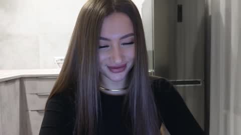 Snapshot of killer__girls chatting on 12/13/24, 09:09 EvaAnna online show from 12/13/24, 09:09