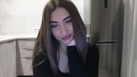 Snapshot of killer__girls chatting on 01/11/25, 11:24 EvaAnna online show from 01/11/25, 11:24