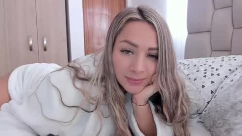 Ana      online show from 01/06/25, 02:58