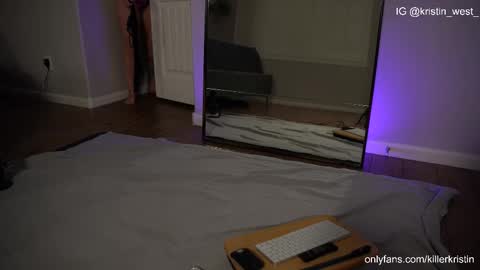 Snapshot of killerkristin_ chatting on 12/04/25, 06:12 Kristin online show from 12/04/25, 06:12