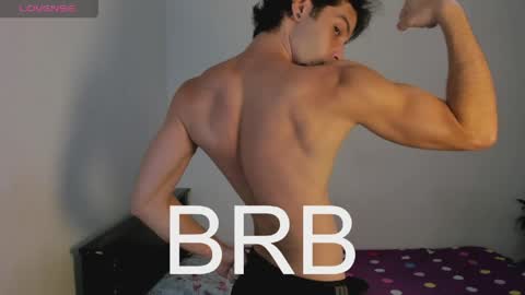 Snapshot of killua_parker chatting on 04/20/26, 10:44 killua_parker online show from 04/20/26, 10:44