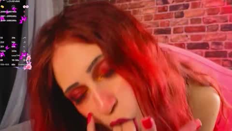 Snapshot of kim__dunn chatting on 11/29/25, 08:12 CatherineBarkJamieWallace online show from 11/29/25, 08:12