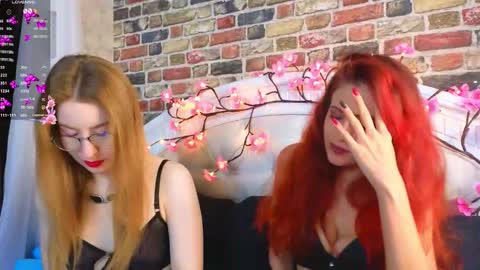 Snapshot of kim__dunn chatting on 12/05/25, 07:32 CatherineBarkJamieWallace online show from 12/05/25, 07:32