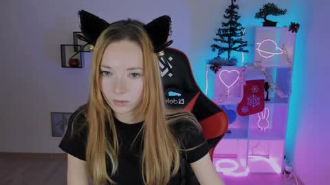 Snapshot of kim_boyd chatting on 12/06/24, 11:11 kim_boyd online show from 12/06/24, 11:11