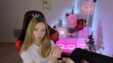 Snapshot of kim_boyd chatting on 12/16/24, 09:20 kim_boyd online show from 12/16/24, 09:20