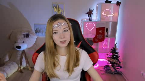 Snapshot of kim_boyd chatting on 12/21/24, 08:18 kim_boyd online show from 12/21/24, 08:18