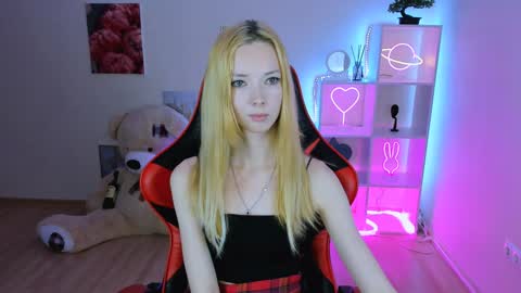 Snapshot of kim_boyd chatting on 01/30/25, 04:45 kim_boyd online show from 01/30/25, 04:45