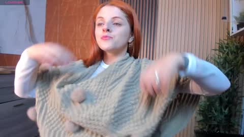 Snapshot of kim_brown_ chatting on 02/01/25, 11:32 Kim online show from 02/01/25, 11:32