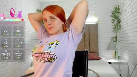 Snapshot of kim_brown_ chatting on 02/27/25, 12:23 Kim online show from 02/27/25, 12:23