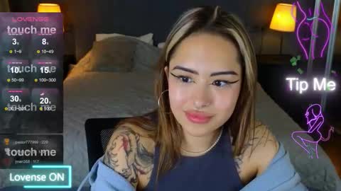 Kim online show from 11/07/25, 08:14