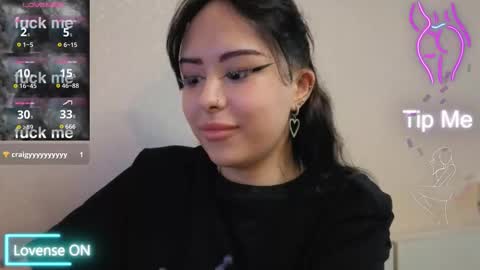 Snapshot of kim_brownie chatting on 02/10/26, 07:01 Kim online show from 02/10/26, 07:01