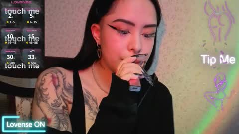 Snapshot of kim_brownie chatting on 02/10/26, 07:07 Kim online show from 02/10/26, 07:07