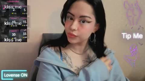 Snapshot of kim_brownie chatting on 02/24/26, 05:38 Kim online show from 02/24/26, 05:38