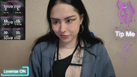 Snapshot of kim_brownie chatting on 03/28/26, 07:46 Kim online show from 03/28/26, 07:46