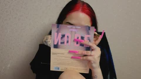 Snapshot of kim_brownie chatting on 04/13/26, 09:09 Kim online show from 04/13/26, 09:09