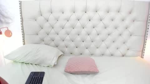 kim_eli online show from 01/09/25, 08:11