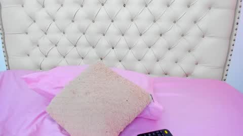 kim_eli online show from 02/01/25, 07:44