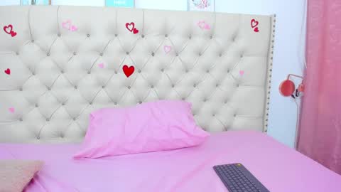 kim_eli online show from 02/26/25, 08:54