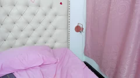 kim_eli online show from 03/11/25, 01:59