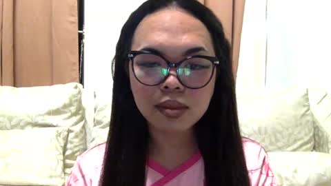 Snapshot of kim_kyile chatting on 07/10/26, 03:25 KYLIE online show from 07/10/26, 03:25