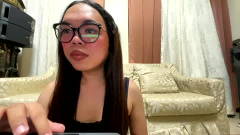 Snapshot of kim_kyile chatting on 07/17/26, 03:07 KYLIE online show from 07/17/26, 03:07