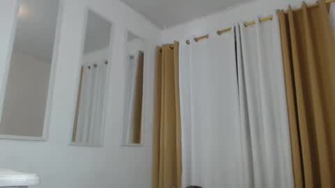 kim online show from 03/09/25, 09:35