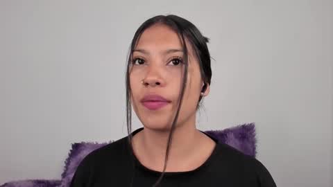 kim_mouth17 online show from 11/19/25, 03:06