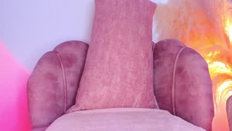 Kim Murphy online show from 12/13/24, 01:33