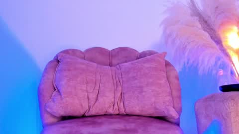 Kim Murphy online show from 12/24/24, 02:54