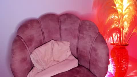 Kim Murphy online show from 02/12/25, 12:33