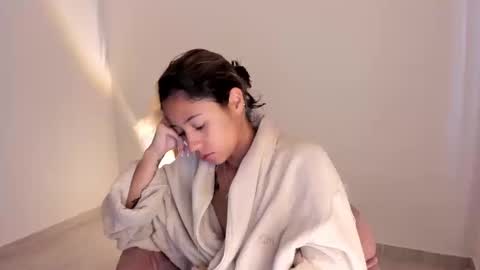 Kim Murphy online show from 09/11/25, 01:44