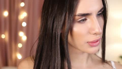 Kim Oberlin online show from 01/03/25, 02:30