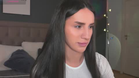 Kim Oberlin online show from 12/01/25, 11:04