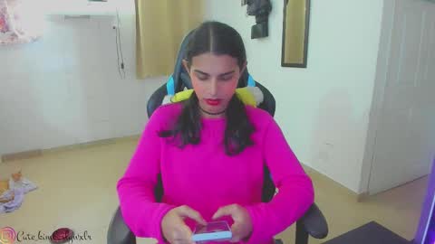 Snapshot of kim_wexler chatting on 02/24/25, 05:43 OnlyFans kimberlywexlr online show from 02/24/25, 05:43