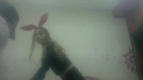 Snapshot of kim_xx09 chatting on 12/01/25, 07:41 YENCYYY online show from 12/01/25, 07:41