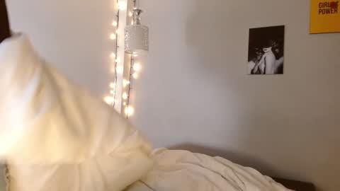 Kim  Yuk online show from 12/07/24, 03:30