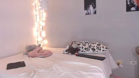 Kim  Yuk online show from 12/14/24, 10:28