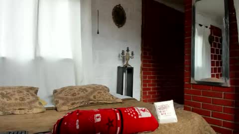 Kim  Yuk online show from 11/06/25, 08:54